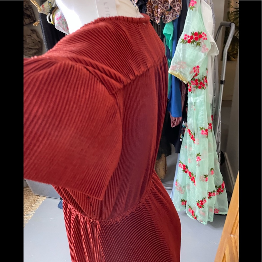 NWT Baltic Born Athena Burnt Orange V-Neck Empire Waist Pleated Stretch Maxi - Picture 8 of 15